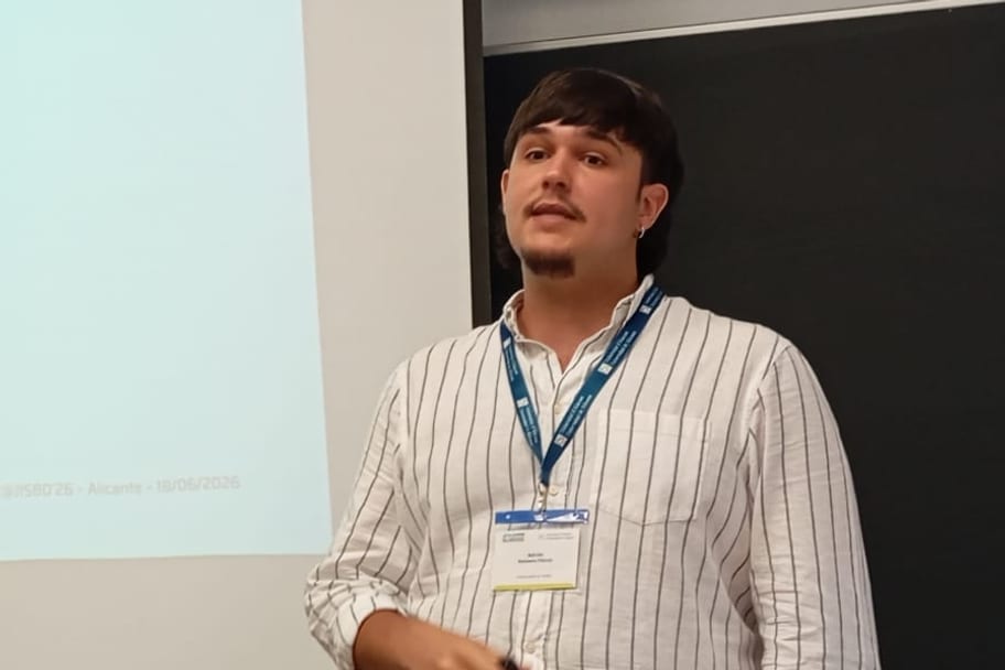 Adrián Romero-Flores